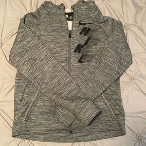 Gray Nike jacket. Size Xl in girls
